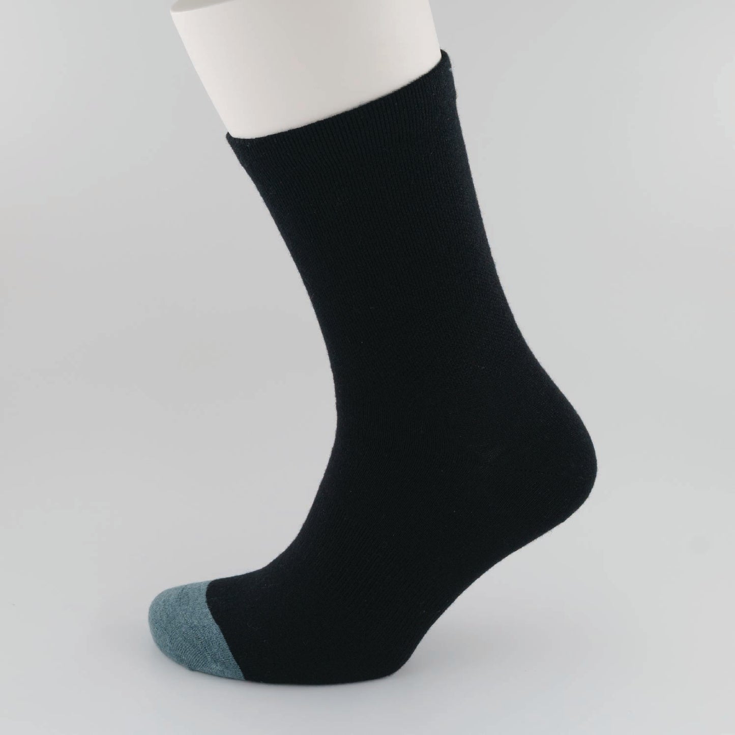 Equinox Black